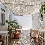 A Tinian 5 Maison d'hôtes 3*
