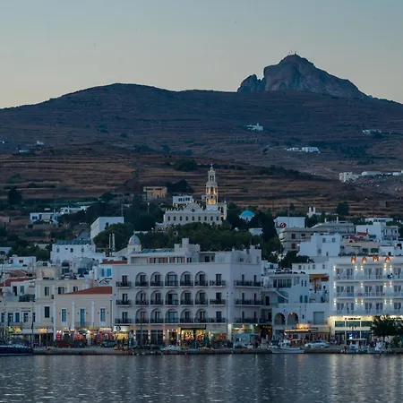 A Tinian 5 3* Τήνος