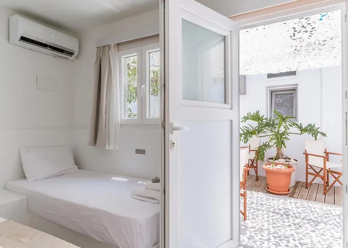 Konukevi A Tinian 5 3*